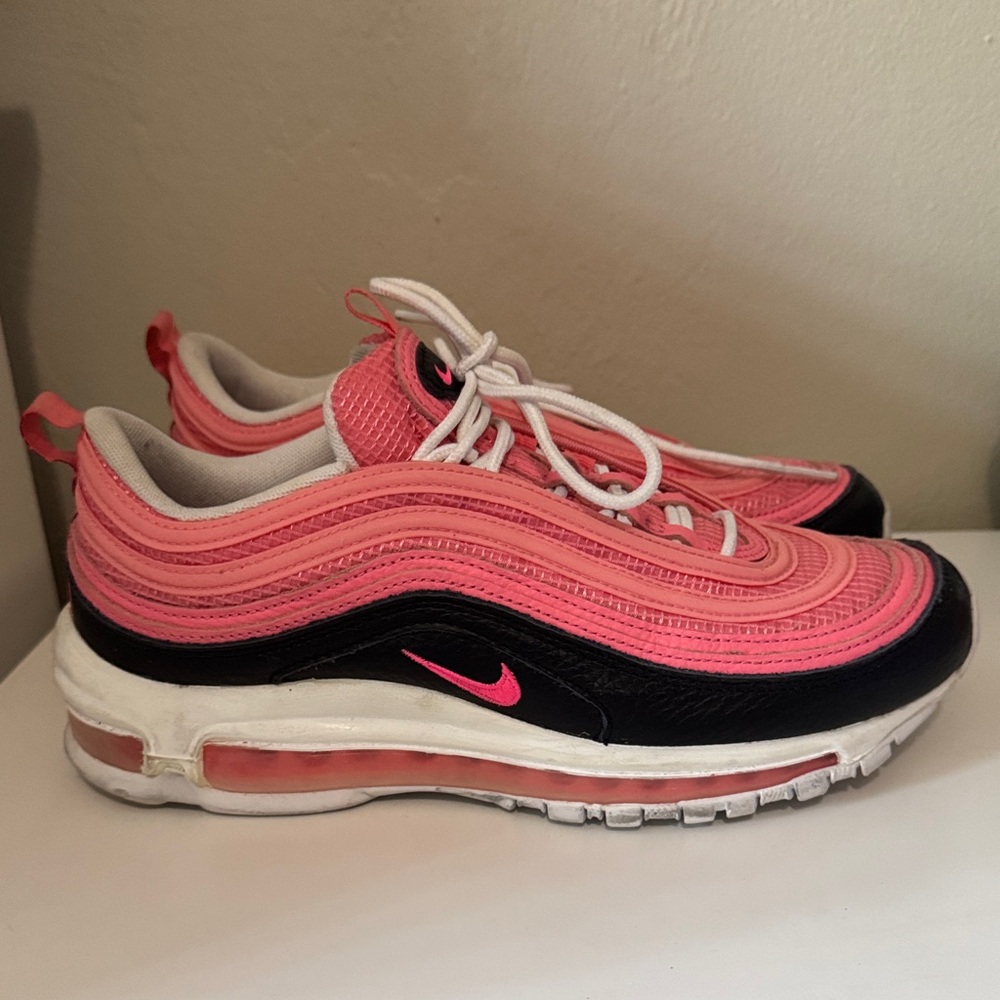 Nike Air Max Pink and Black Sneakers